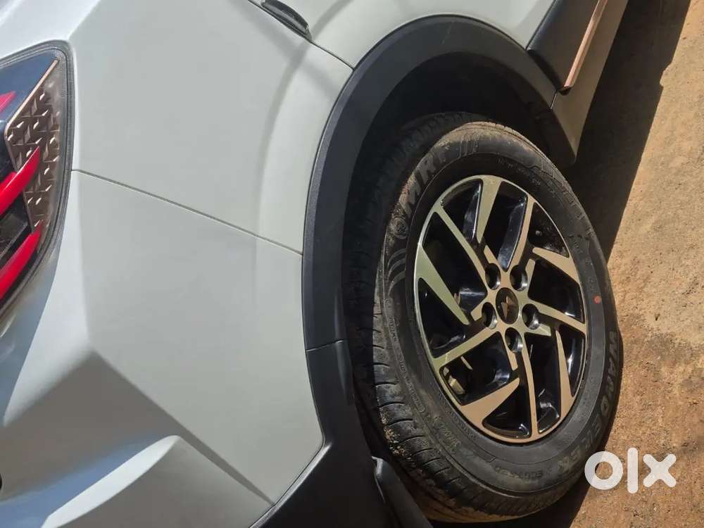 Mahindra Xuv400 El Pro 2024 First Owner