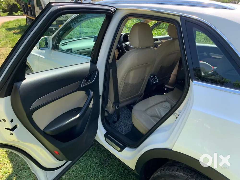 Audi Q3 Premium Plus.