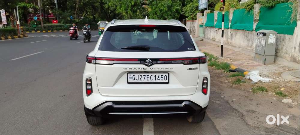 Maruti Suzuki Grand Vitara Smart Hybrid Alpha, 2023, Petrol