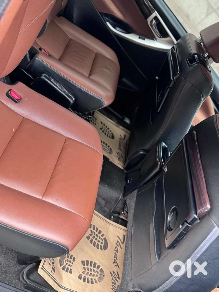 Toyota Innova Crysta 2018 Diesel 125000 Km Driven