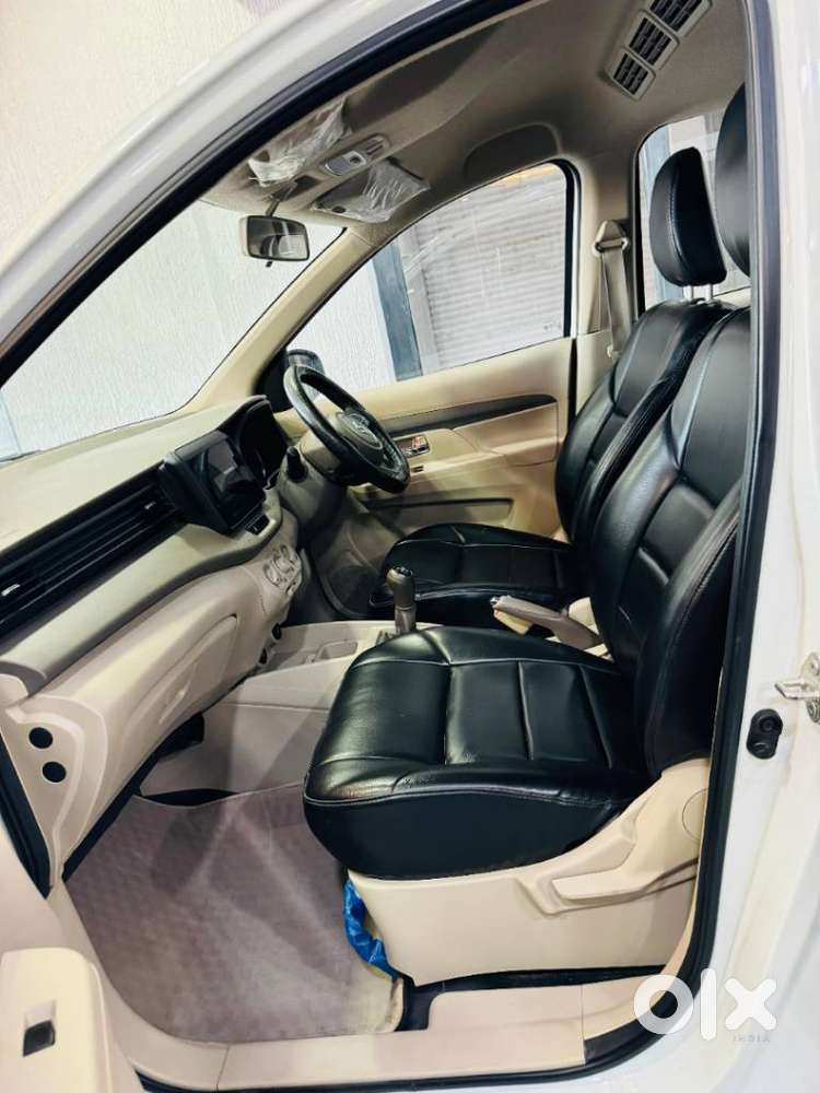 Maruti Suzuki Ertiga Vxi Shvs, 2023, Petrol