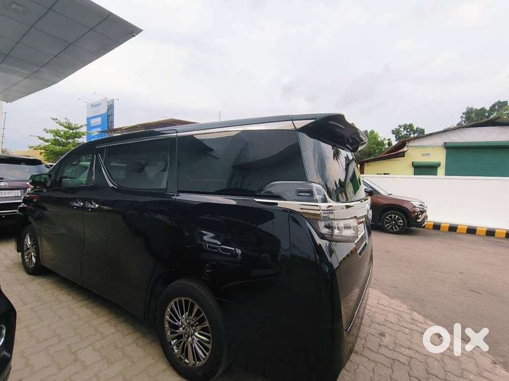 Toyota Vellfire, 2023, Diesel