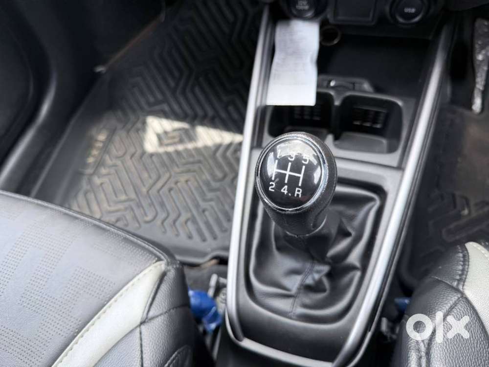 Maruti Suzuki Xl6 1.5 Zeta Mt, 2023, Petrol