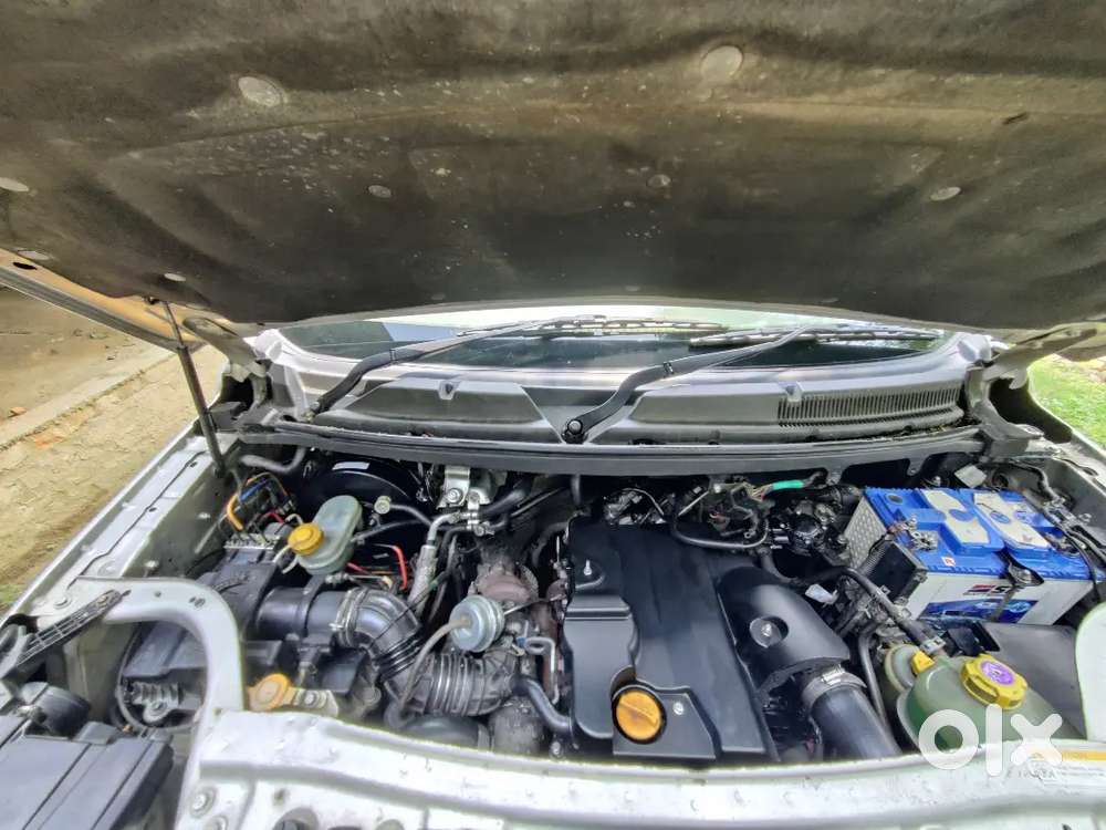 Mahindra Tuv 300 2018 Diesel 102000 Km Driven