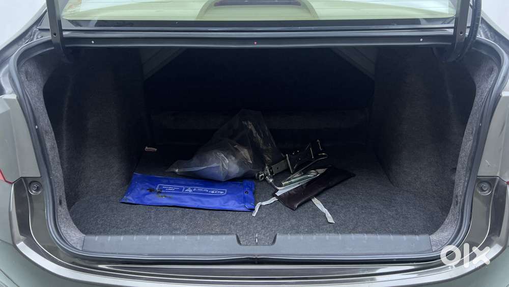 Honda City 1.5 V 4th Gen I-vtec Mt, 2022, Petrol