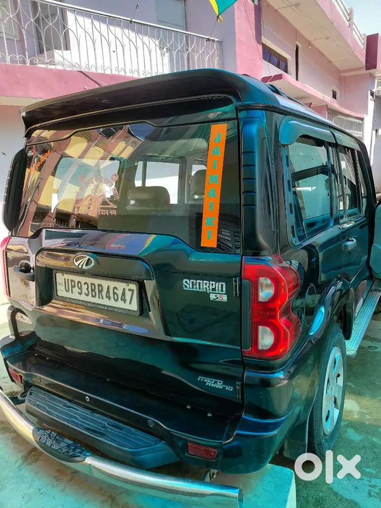 Single Owner Driven Good Condition New Tyres With Stero System