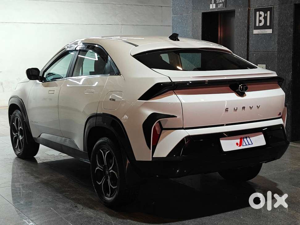Tata Curvv Creative 1.2 Revotron Petrol 6mt, 2025, Petrol