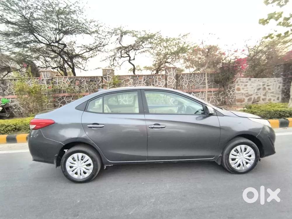 Toyota Yaris G Cvt, 2019, Petrol