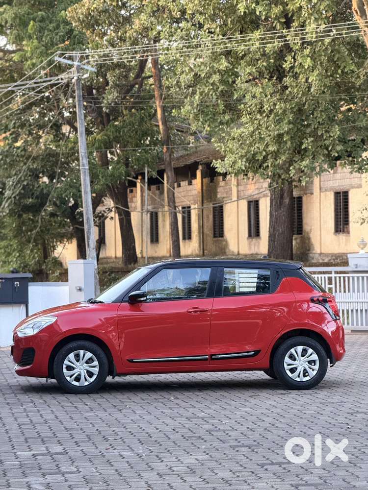 Maruti Suzuki Swift Vxi Optional, 2022, Petrol