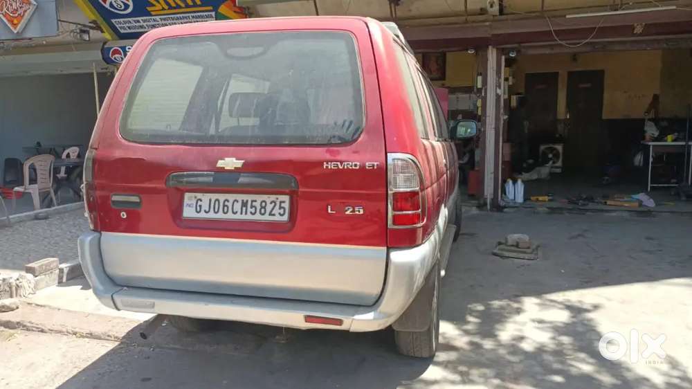 Chevrolet Tavera 2009 Diesel 300000 Km Driven