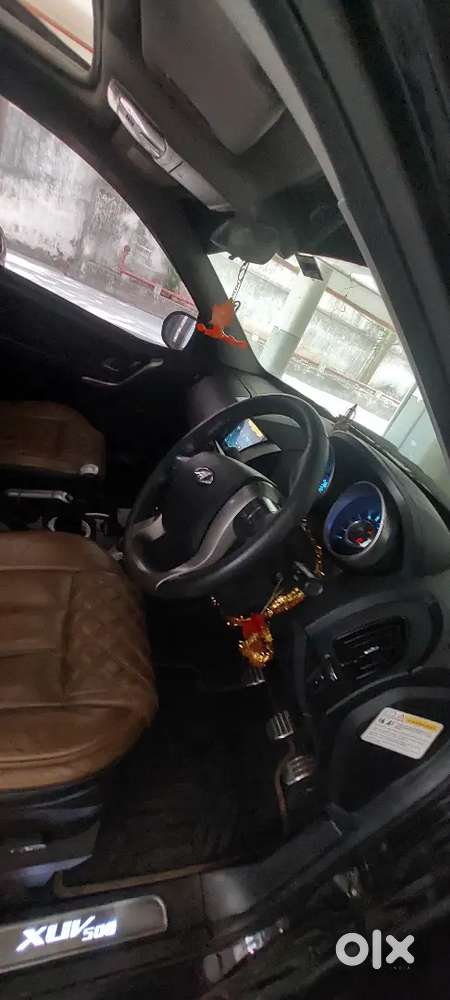 Mahindra Xuv500 2019 Diesel 65500 Km Driven