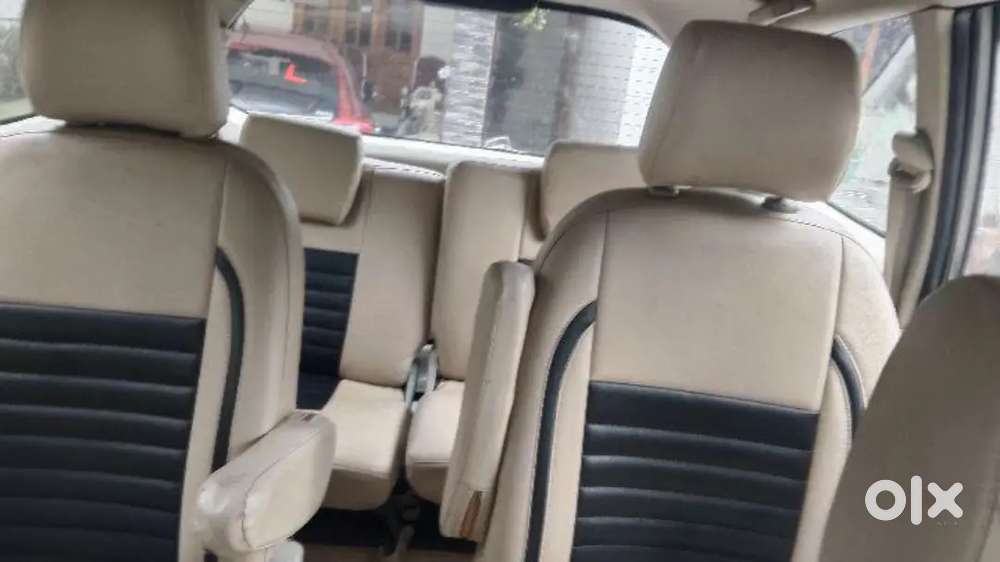 Toyota Innova 2012 Petrol