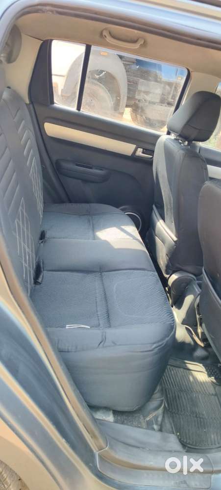 Maruti Suzuki Swift 1.3 Vxi, 2010, Petrol