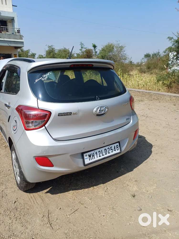 Top Model I10 Sportz Cng