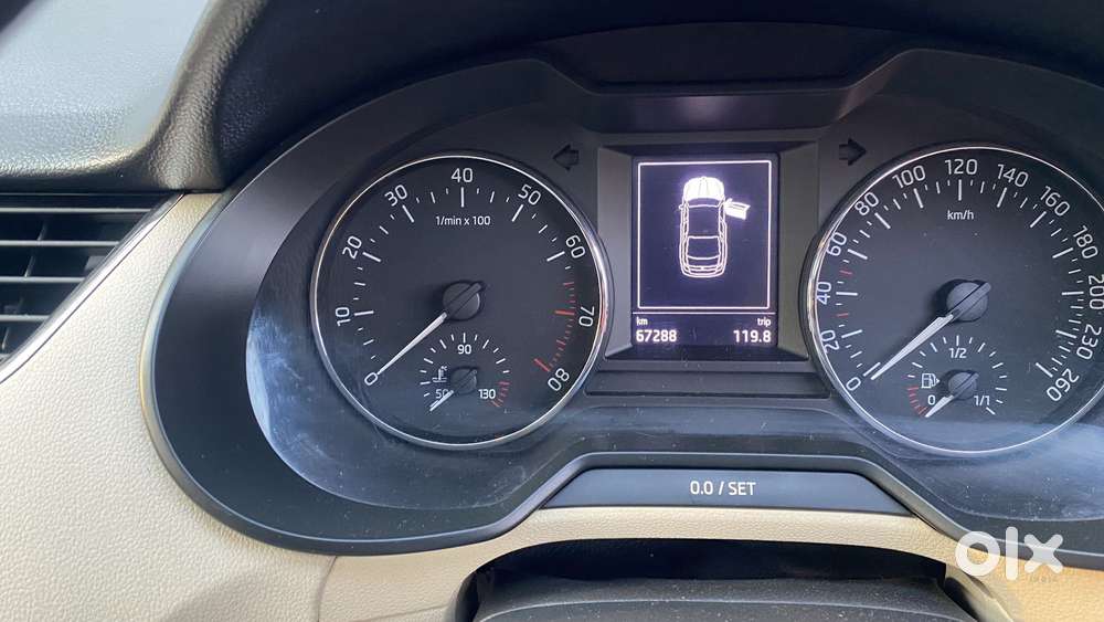 Skoda Octavia 2013-2017 Style Plus 1.8 Tsi At, 2016, Petrol