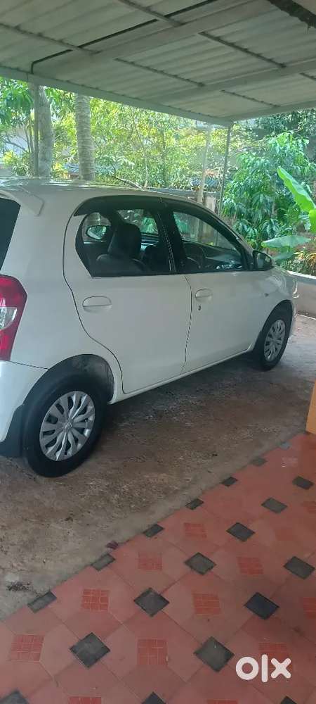 Toyota Etios Liva 2013