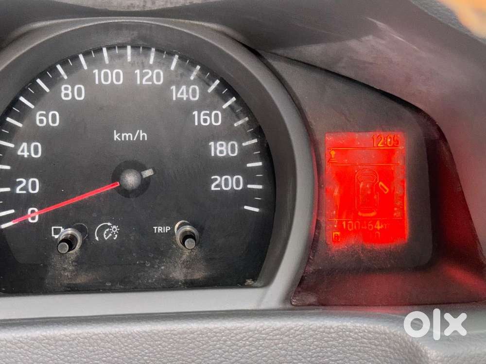 Nissan Evalia Xe, 2013, Diesel