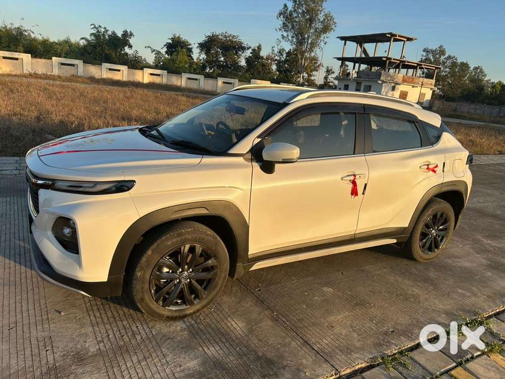 Toyota Urban Cruiser Taisor Gmt-2nd Top Variant With 50000 Accessories