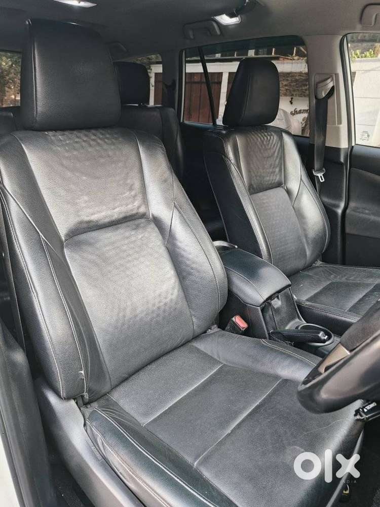 Toyota Innova Crysta Zx 2.4 Diesel 7 Seater, 2016, Diesel