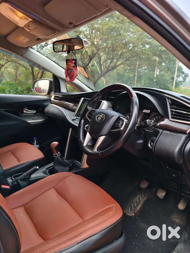 2017-2018 Model Toyota Innova Crysta V Manual For Sale