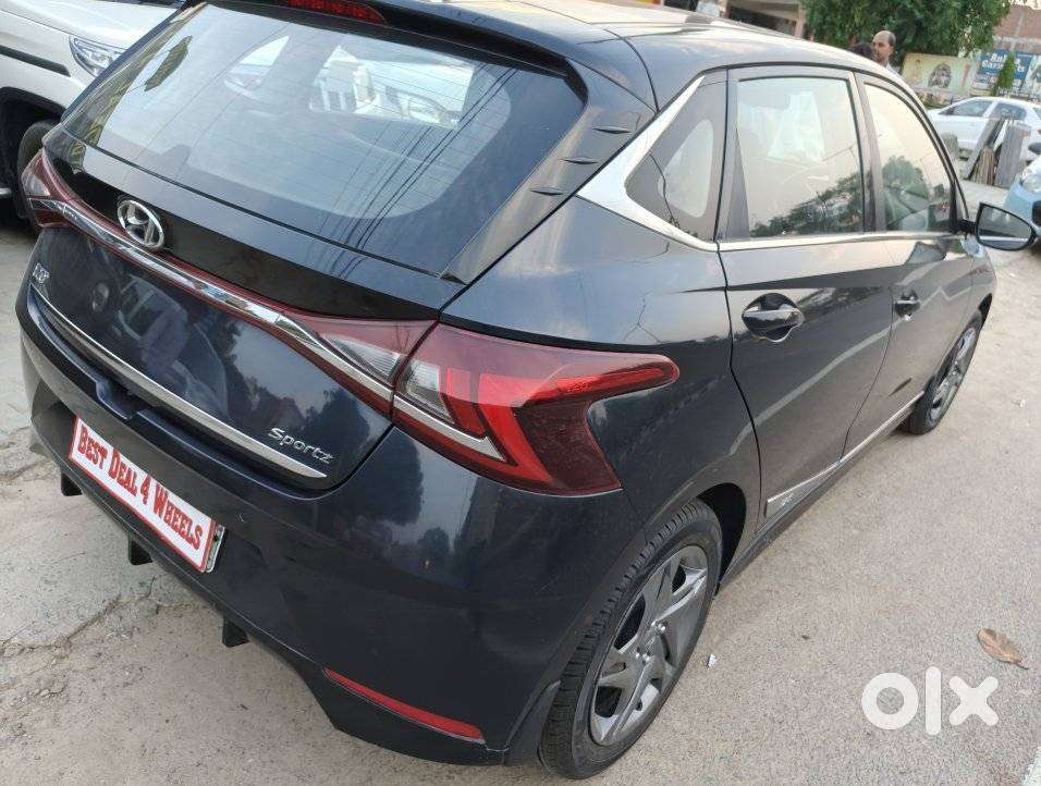 Hyundai New I20 1.5 Sportz Mt, 2021, Petrol
