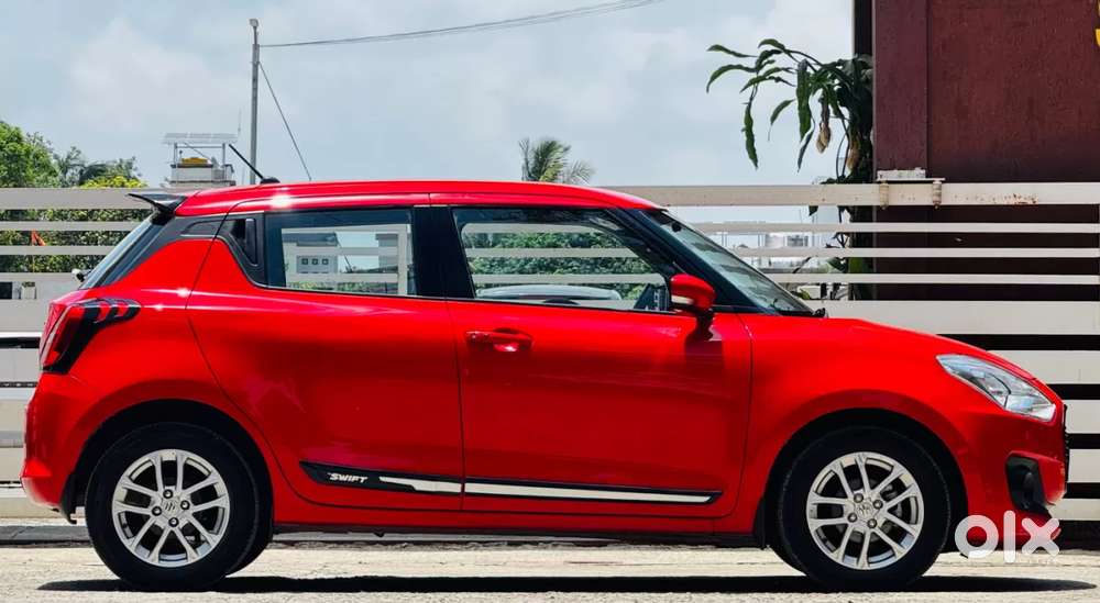 Maruti Suzuki Swift 1.3 Zxi, 2020, Petrol