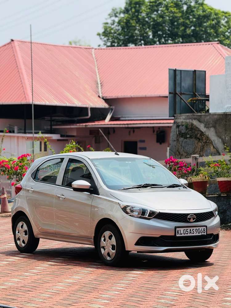 Tata Tiago 1.2 Revotron Xt (o), 2018, Petrol