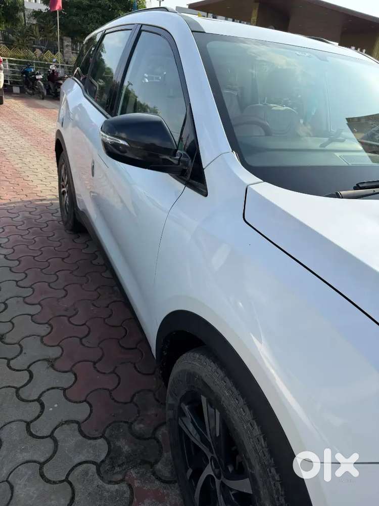 Mahindra Xuv700 Petrol 2022