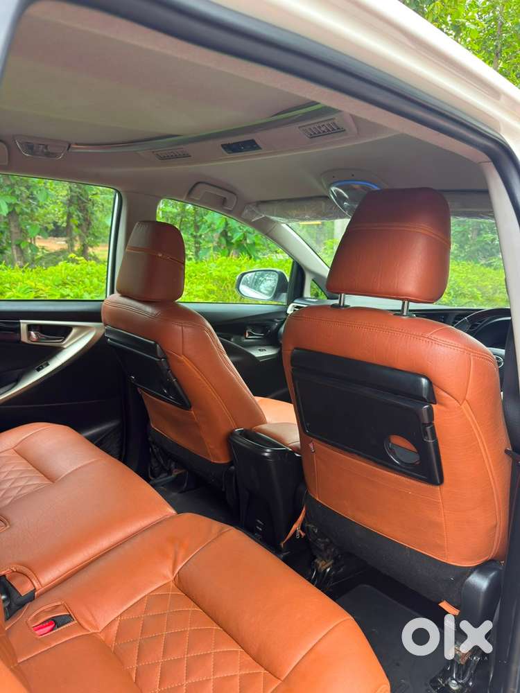 Toyota Innova Crysta Diesel 2022