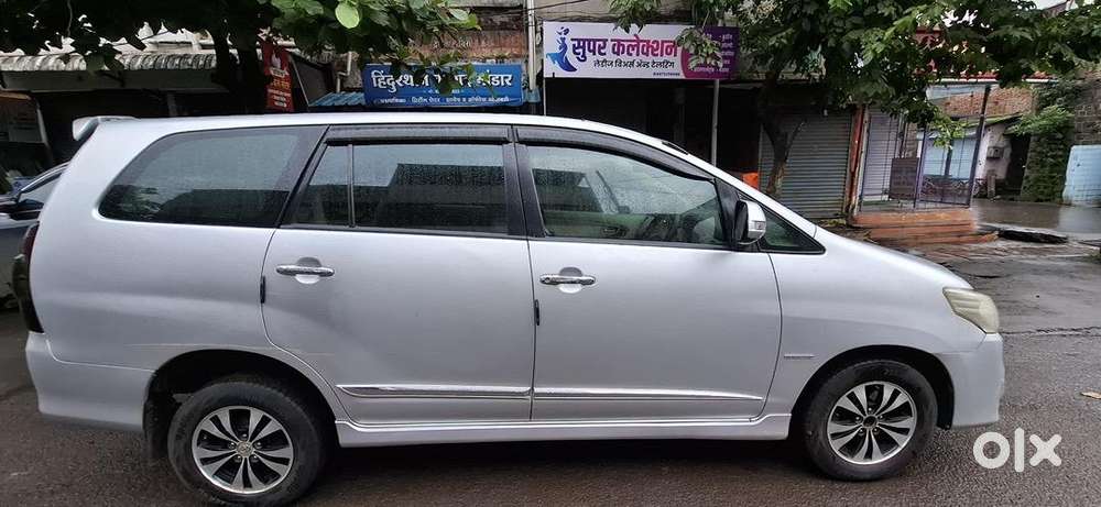 Toyota Innova 2014 Diesel Well Maintained