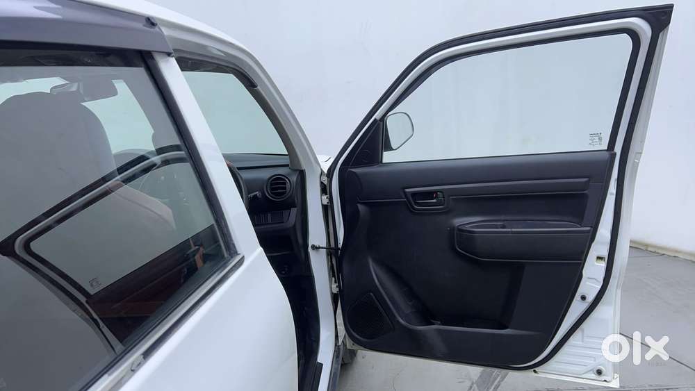 Maruti Suzuki S-presso Vxi At, 2020, Petrol