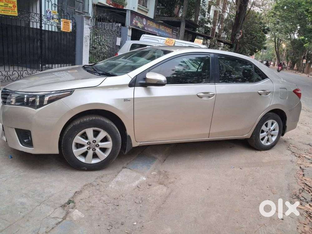 Toyota Corolla Altis 1.8 G, 2015, Petrol
