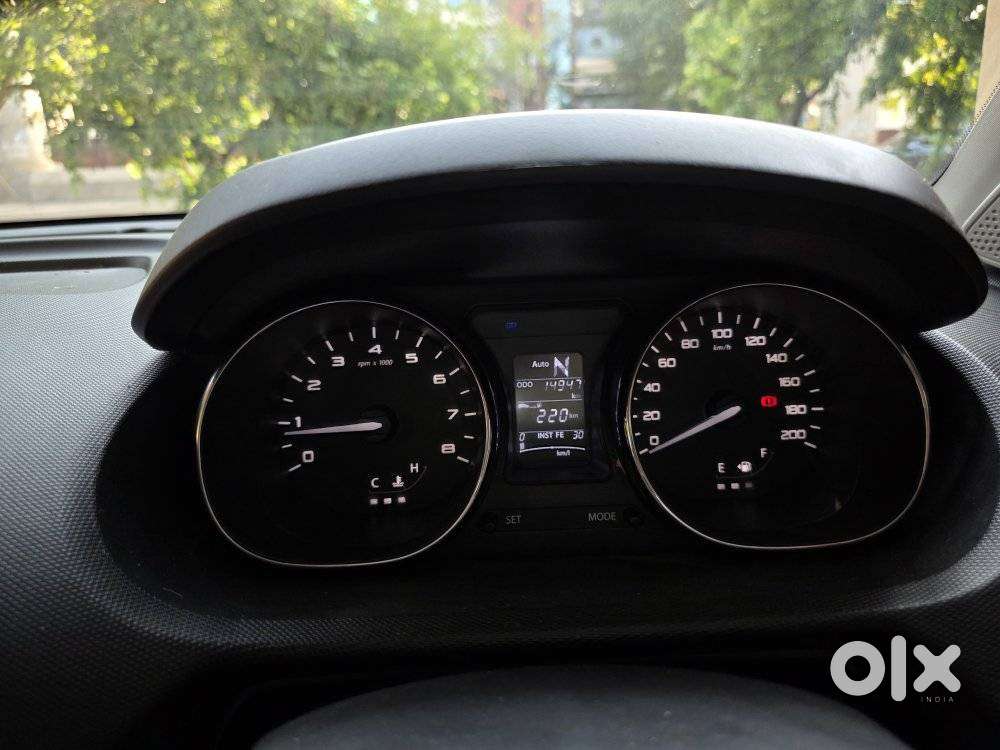 Tata Tiago 1.2 Revotron Xza, 2018, Petrol