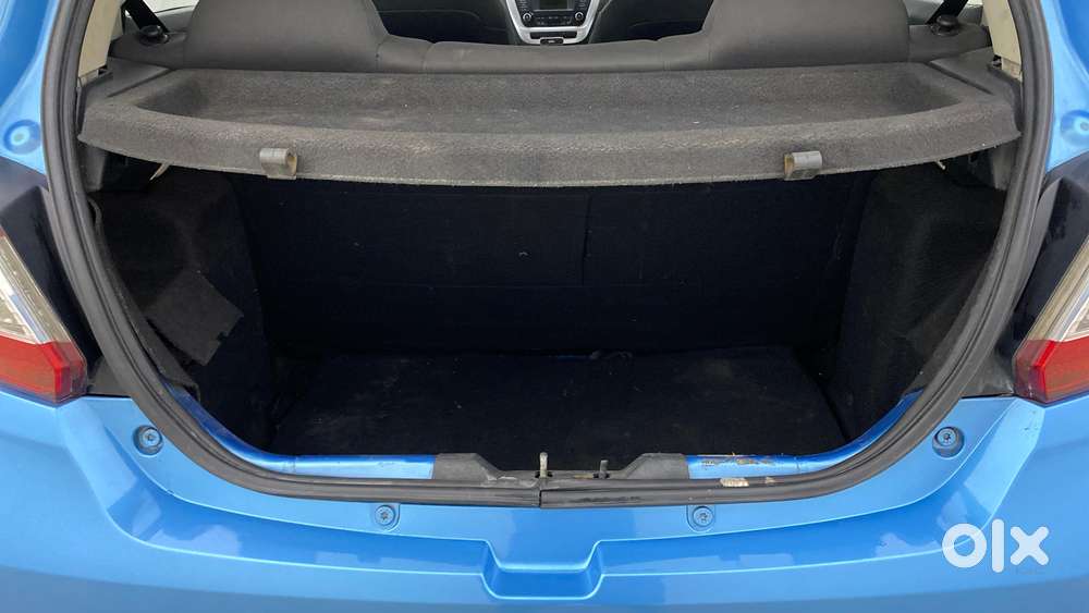 Tata Tiago 1.2 Revotron Xt, 2017, Petrol
