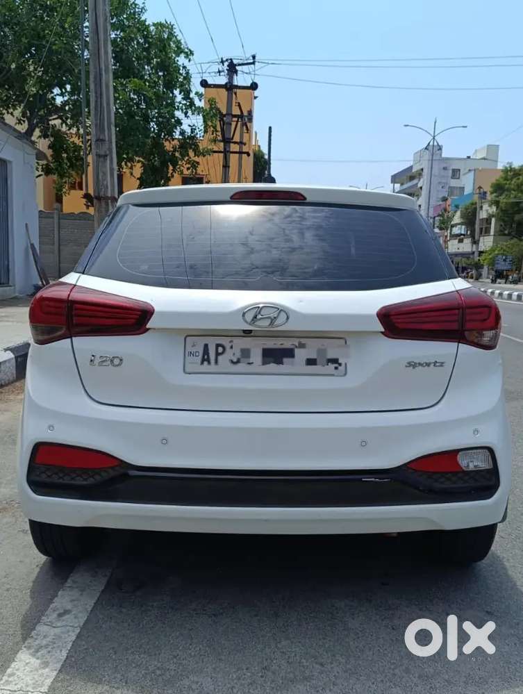 Hundai 120 Sportz Plus Vtvt