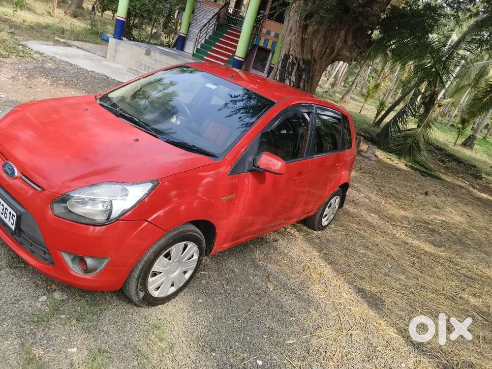 Ford Figo 2010 Diesel 136000 Km Driven
