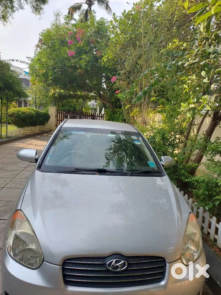 Hyundai Verna 2010