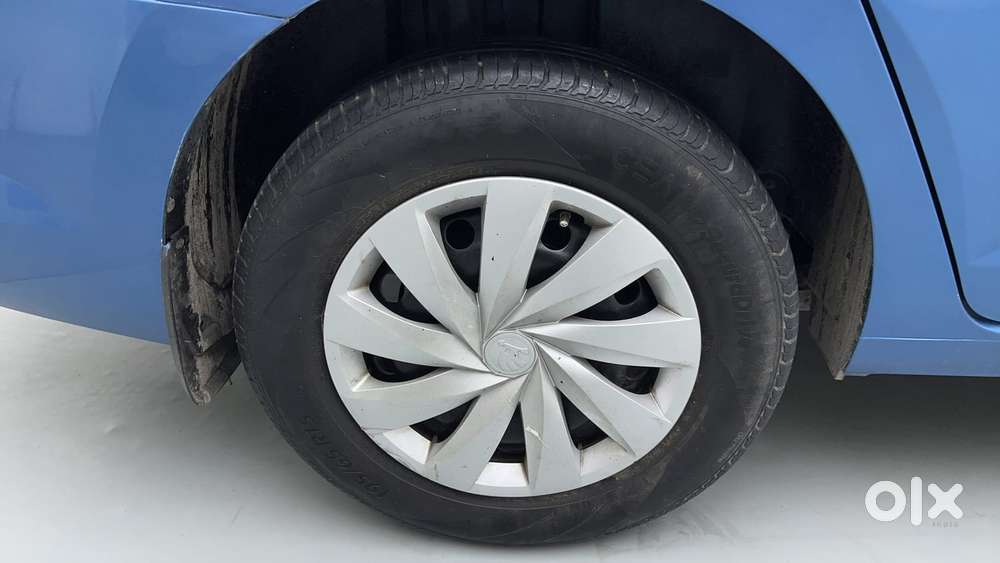 Skoda Slavia Active 1.0l Tsi Mt, 2022, Petrol