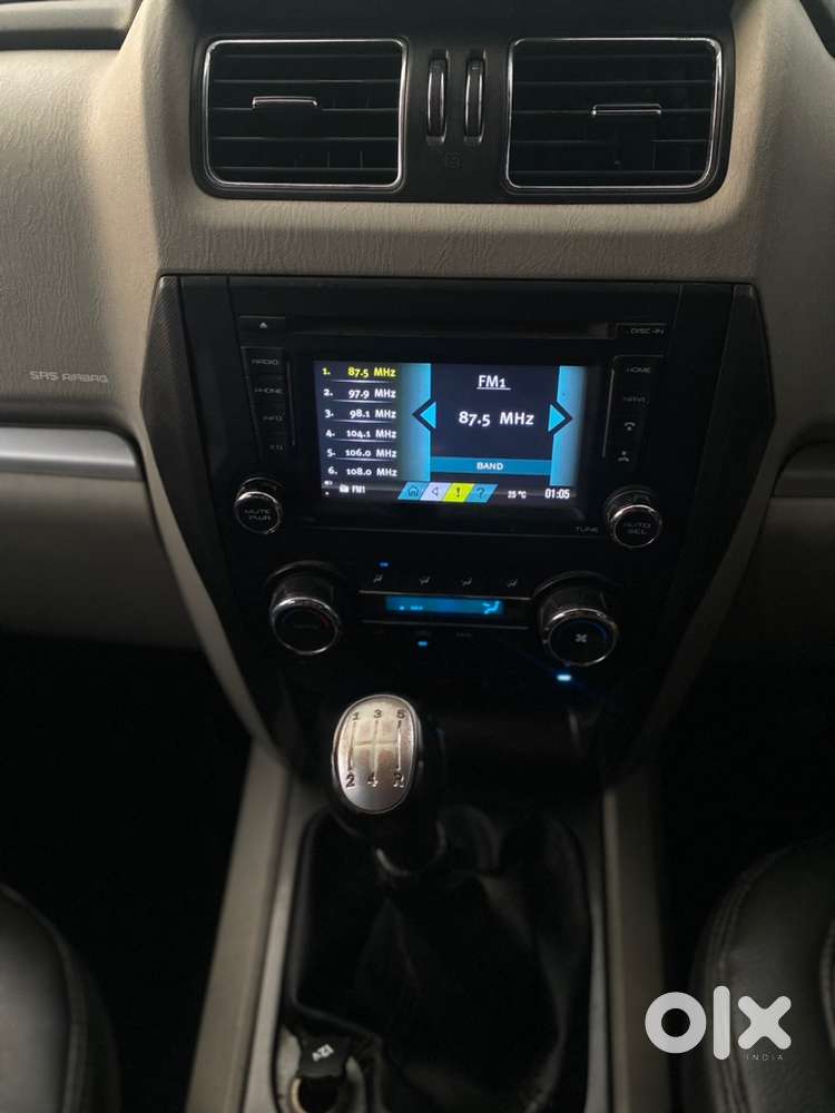 Mahindra Scorpio Diesel S10 Top Model