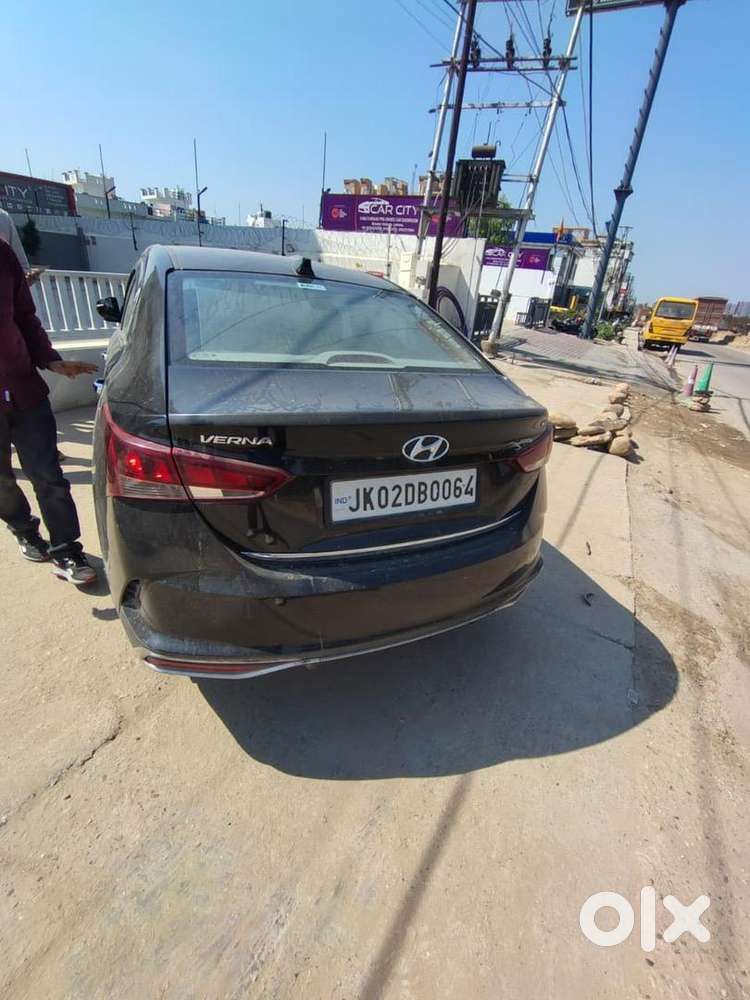 Hyundai Verna 2022 Diesel 52000 Km Driven