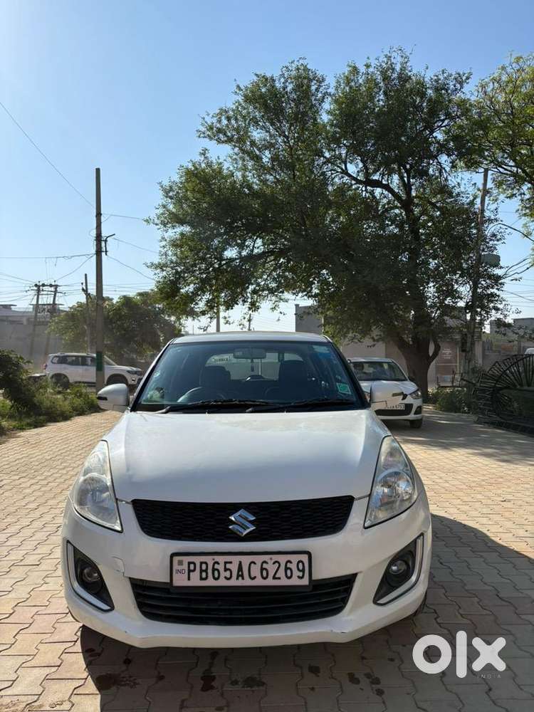 Maruti Suzuki Swift 2015 Petrol Well Maintained