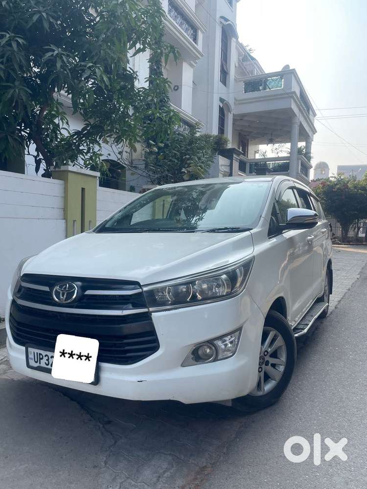 Toyota Innova Crysta 2.4 G Mt, 2017, Diesel