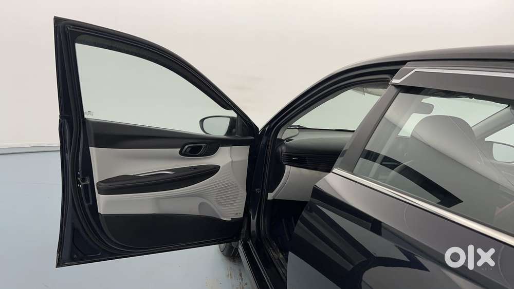Hyundai New I20 1.2 Asta Mt, 2024, Petrol