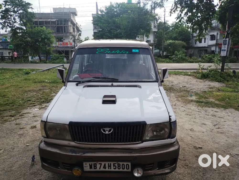 Toyota Qualis