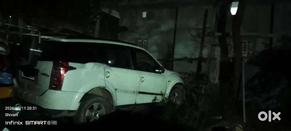 Mahindra Xuv500 2015 Diesel 200000 Km Driven