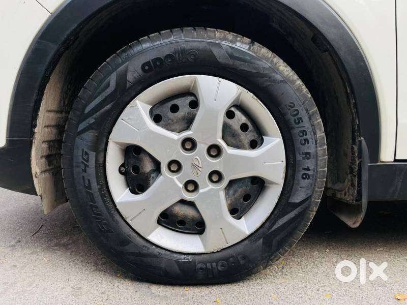 Mahindra Xuv300 1.2 W6 Amt Petrol, 2021, Petrol