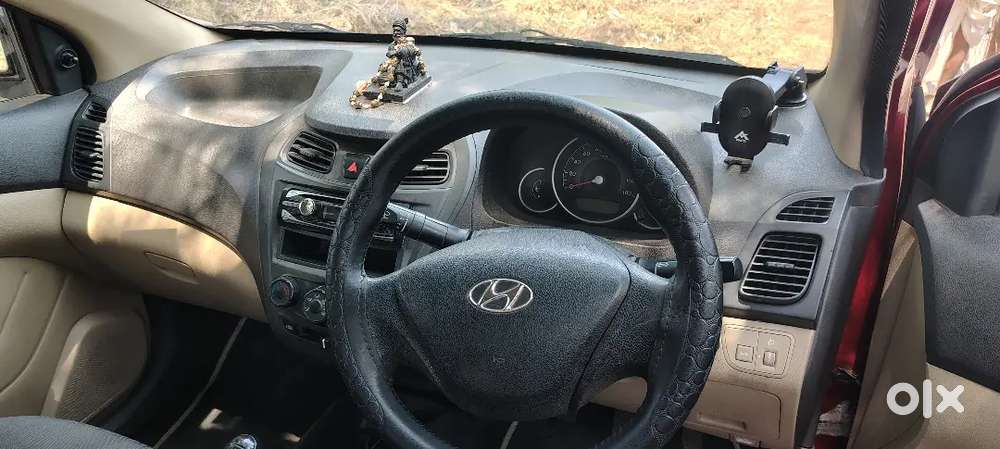 Hyundai Eon 2012 Lpg Shoroom Condition Car
