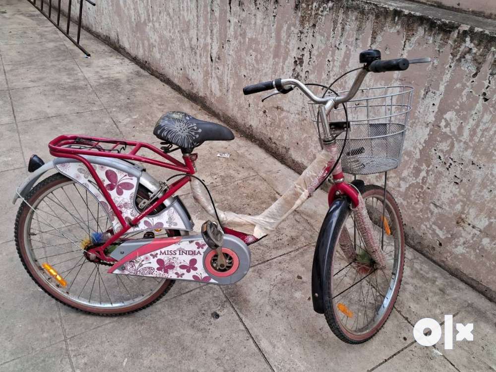 Hero Miss India Gold Girls Cycle in 24 Wheel Size Bicycles