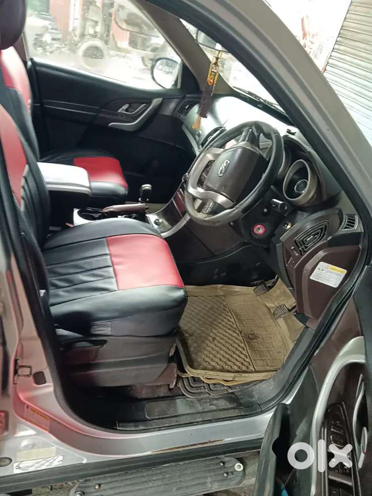 Mahindra Xuv500 2.2 Diesel 2013