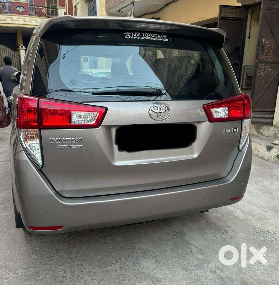 Toyota Innova Crysta Diesel 72000 Km Driven